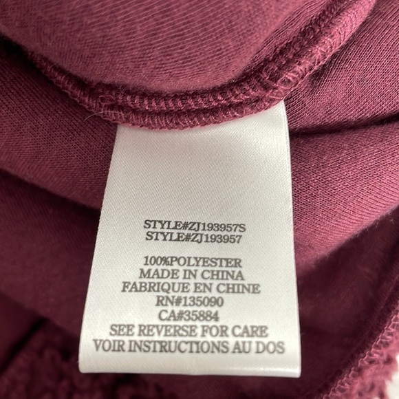 Z Supply NWT Sherpa Fleece Full Zip Jacket Coat Maroon Size Small Sweatshirt - Picture 12 of 14